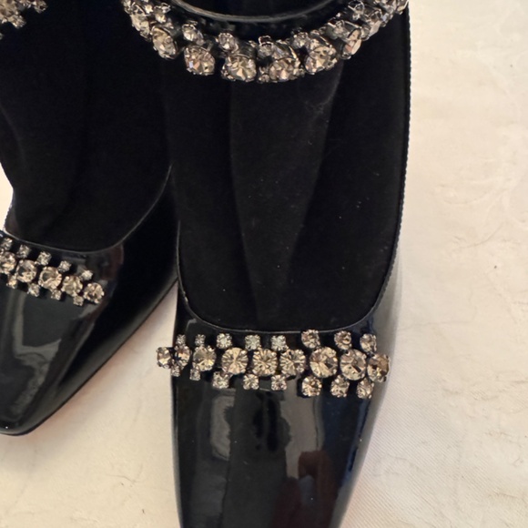 Brand New Jimmy Choo  Maxura Leather 100  Chystal Booties. Size 7 - Picture 9 of 11